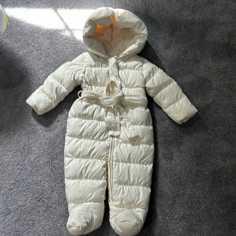 Baby zip up size 9 months